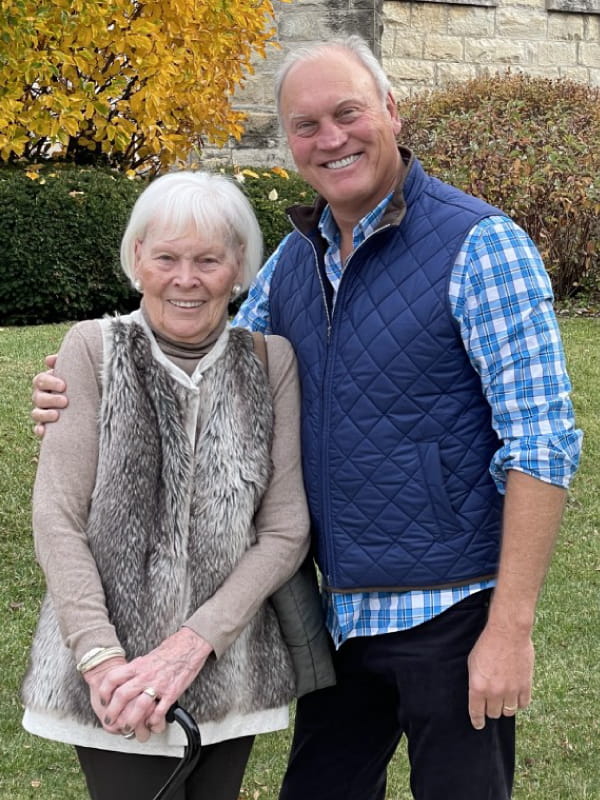 Tom and his 91-year-old mother stand together for heart health.