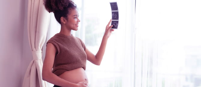 Wellstar Expands Obstetrics and Gynecology Services in Spalding, Upson Counties Smiling woman who is pregnant
