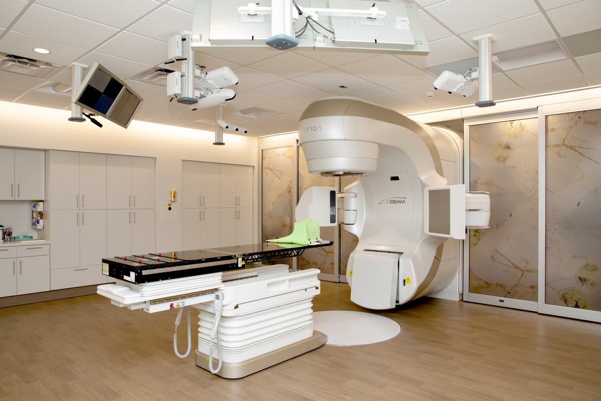 Wellstar Paulding Medical Center’s new TrueBeam linear accelerator helps make cancer treatment more accessible to patients and brings a leading-edge cancer treatment called stereotactic body radiation therapy (SBRT) to Paulding County for the first time.