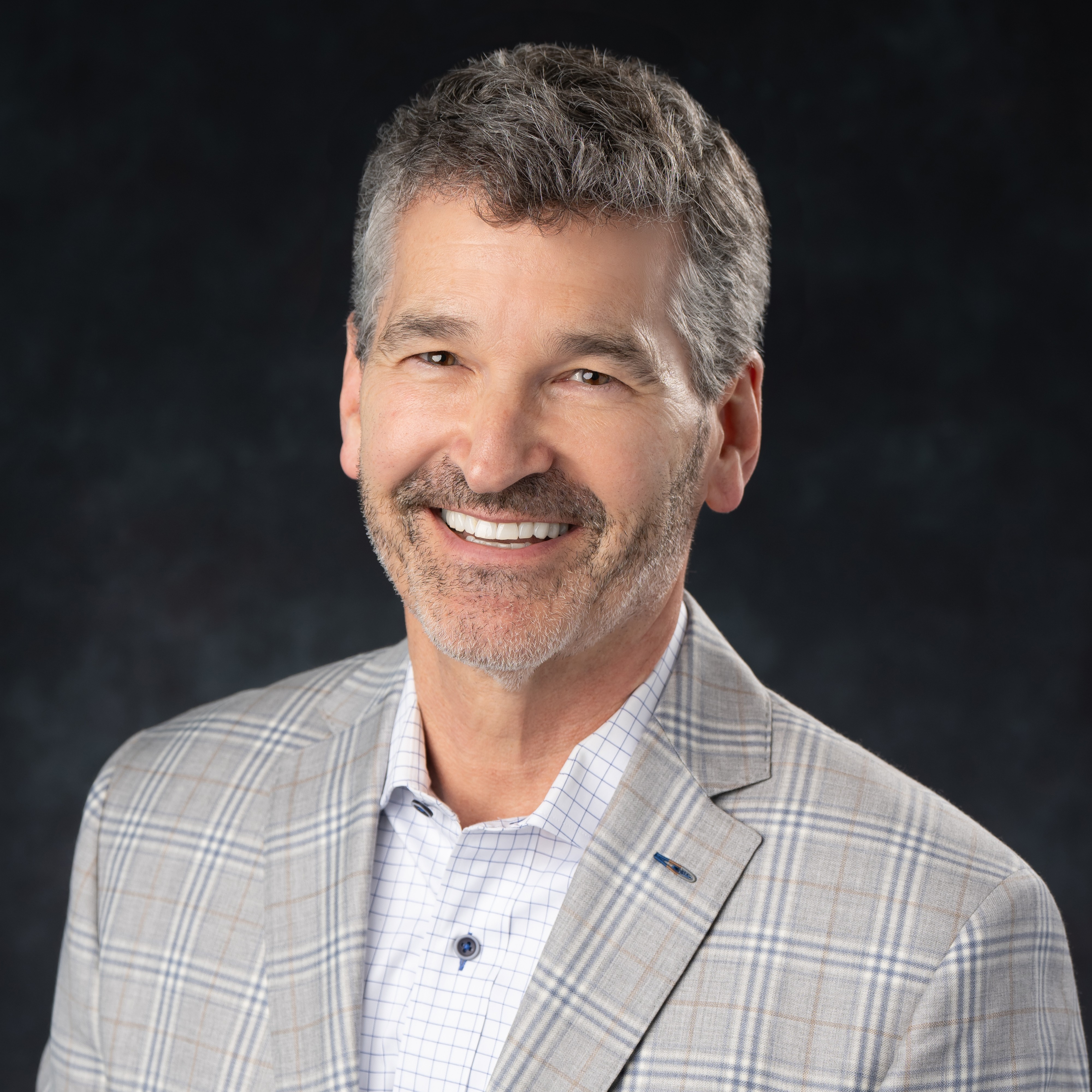 Headshot of Leo Reichert