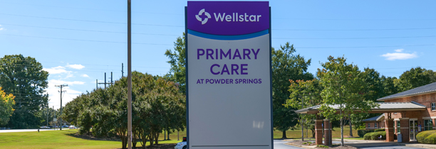 Monument sign for primary care