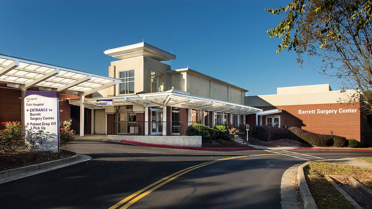 Exterior view of the surgery center at Cobb Hospital