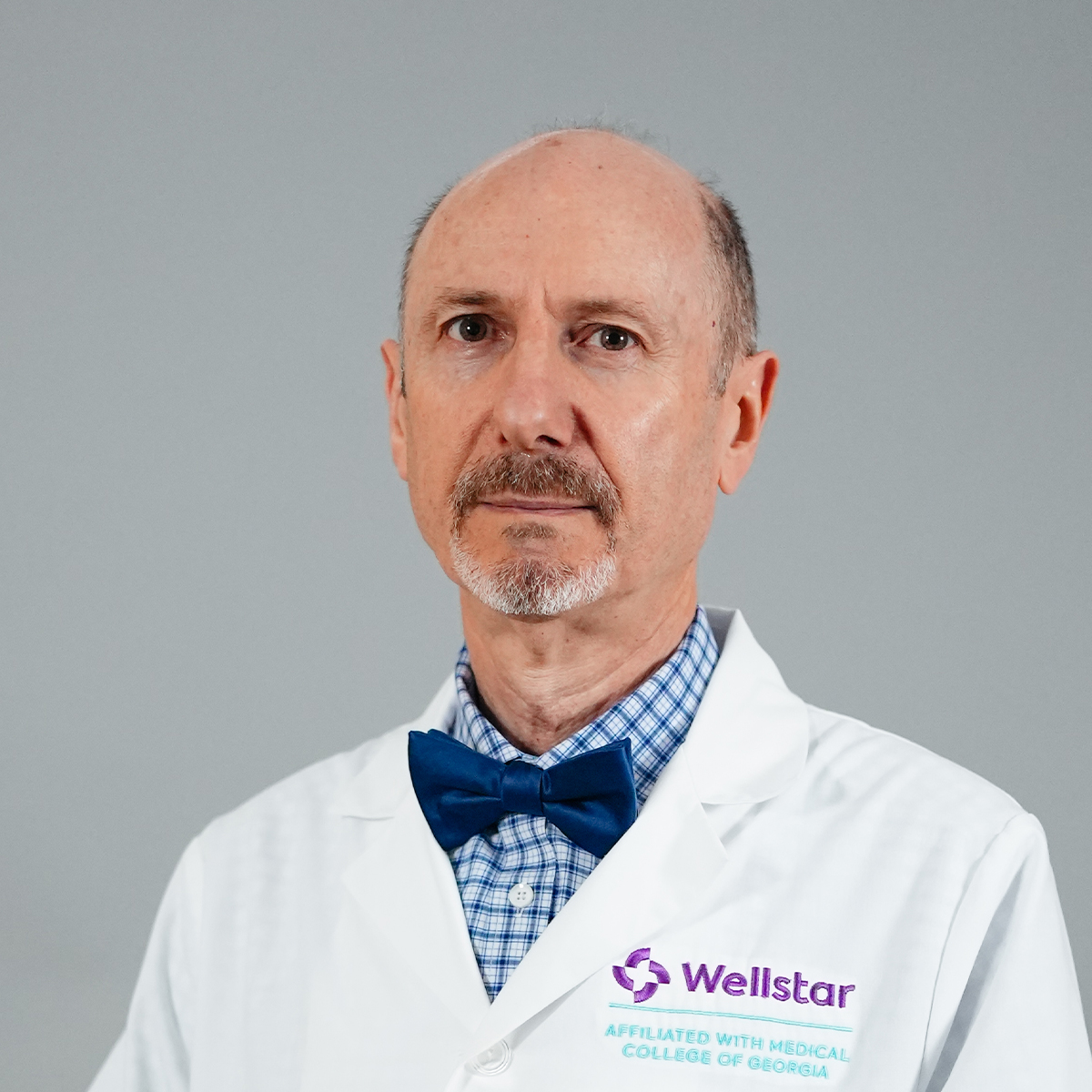 A friendly image of physician