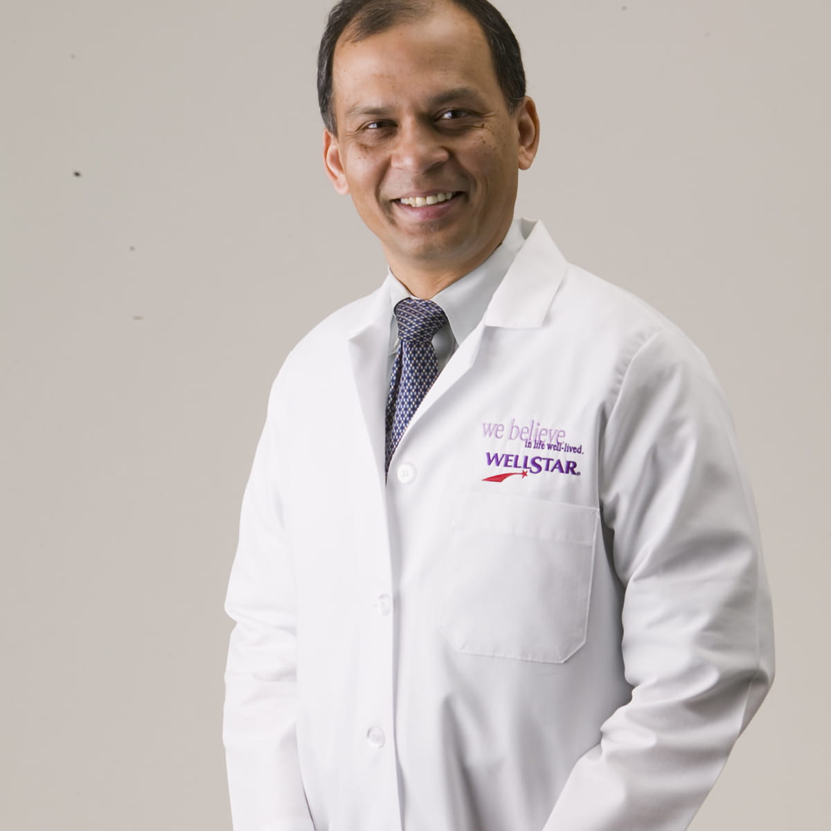 A friendly headshot of Ehteshamul Huque, MD