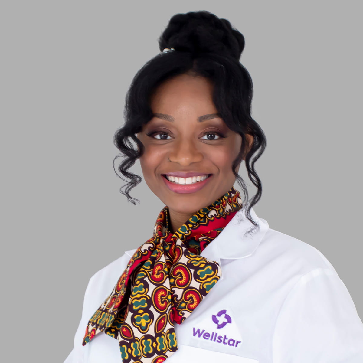 A friendly image of Ezinne Akamiro, MD