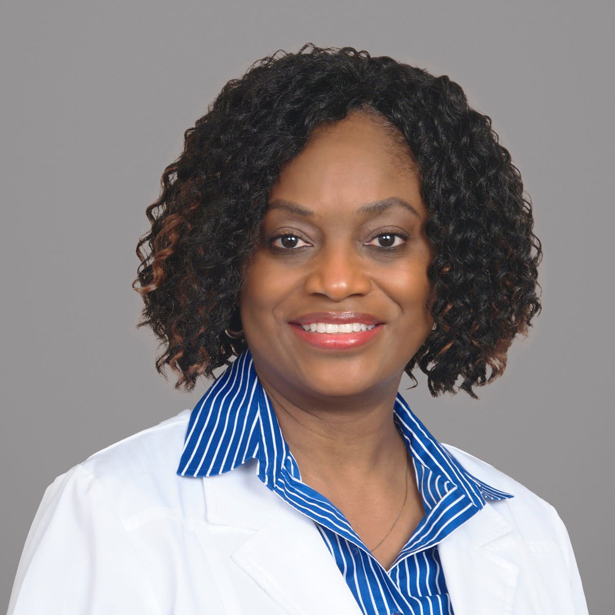 A friendly image of Folake Aminu MD