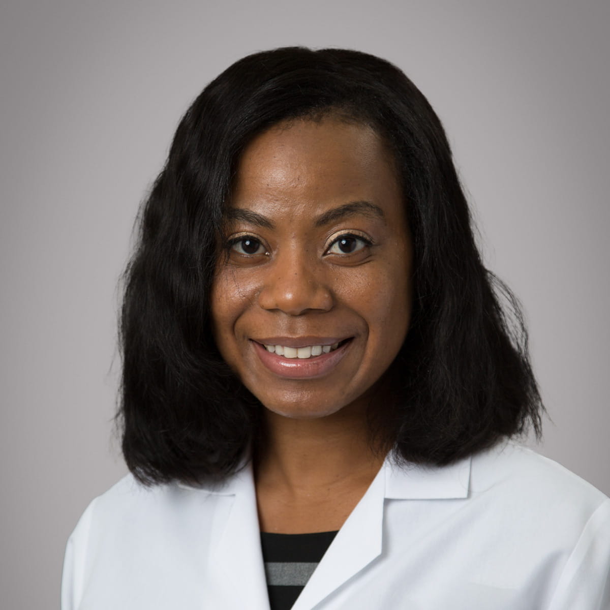 A friendly headshot of Karon Hammonds, MD