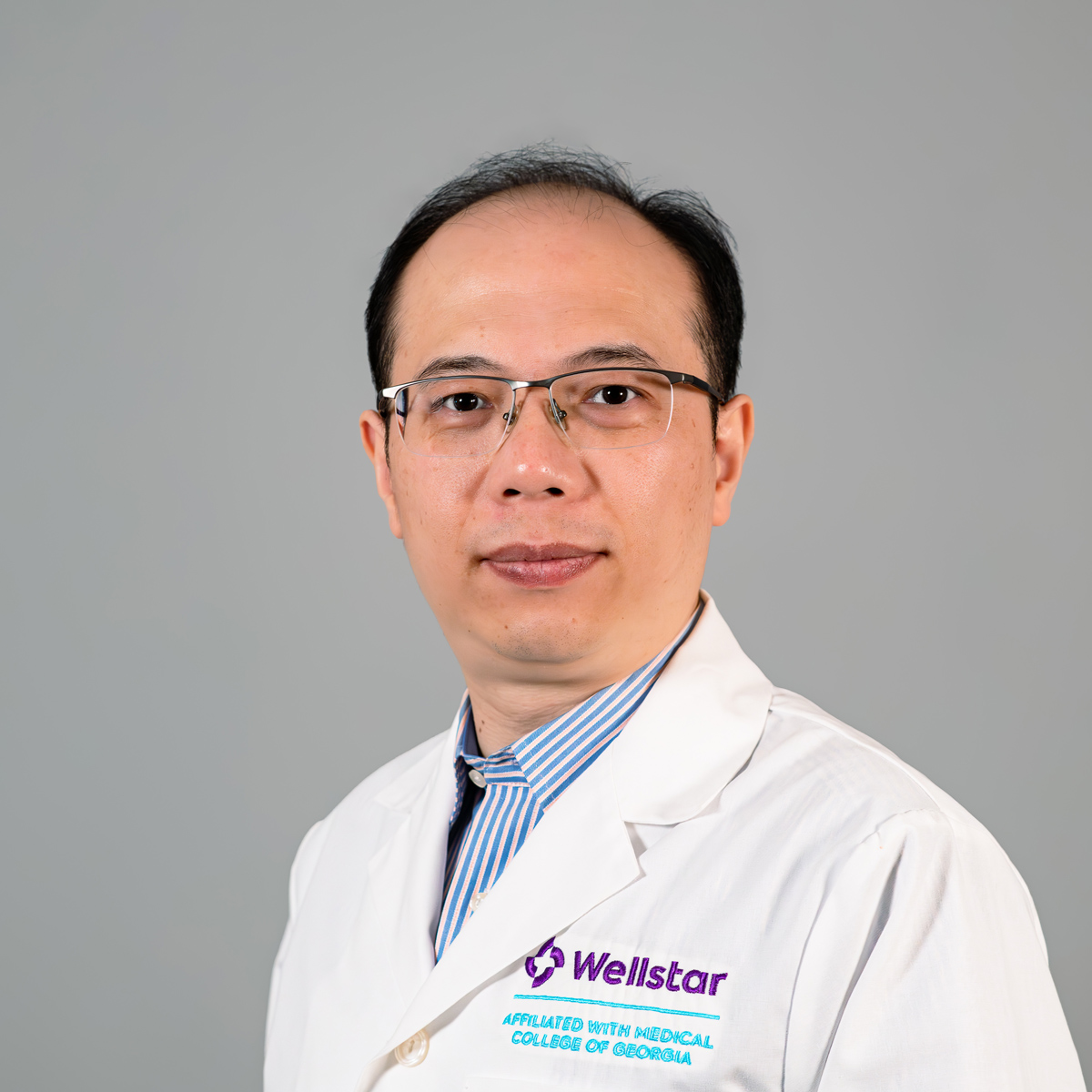 A friendly image of physician