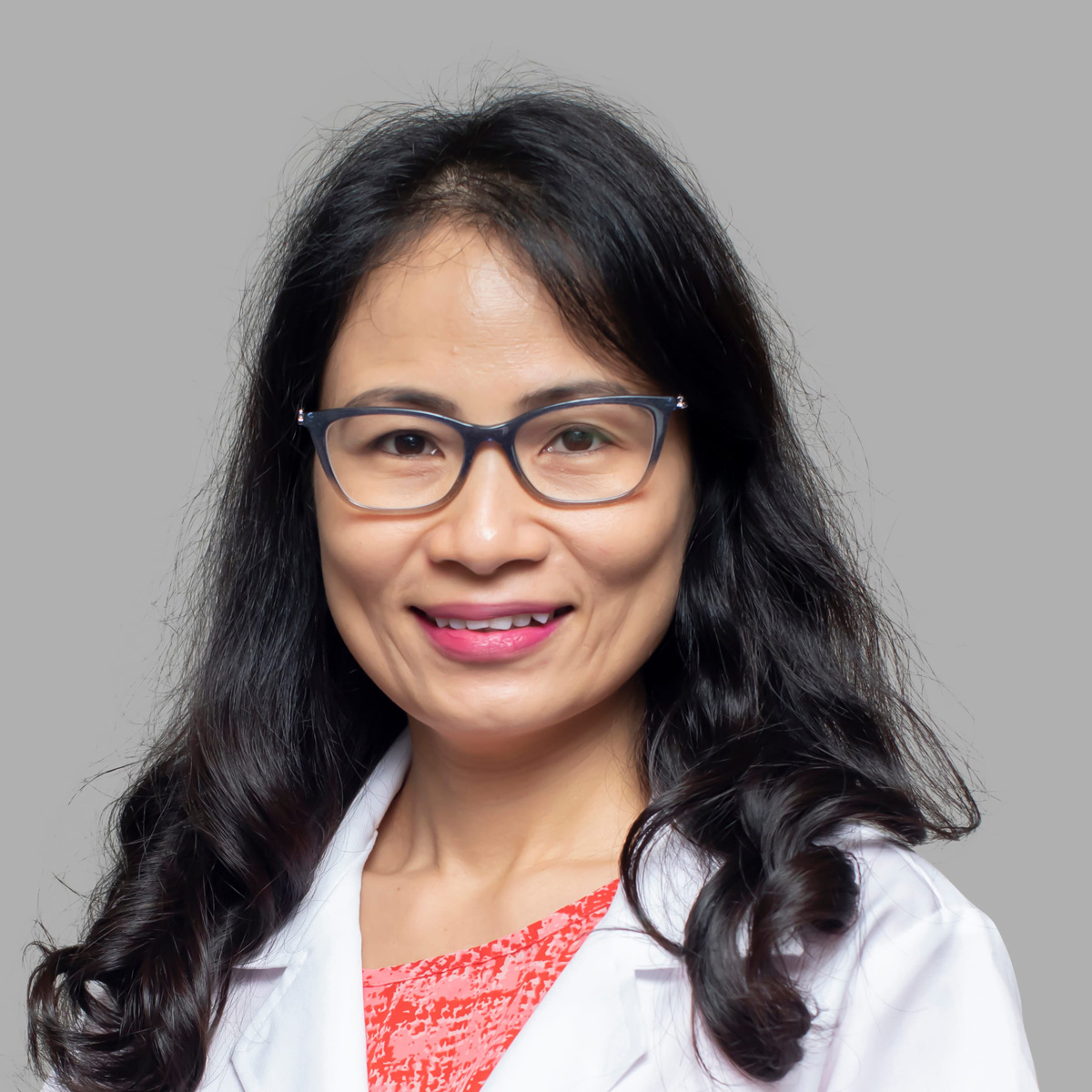 A friendly image of Lisa Le, MD