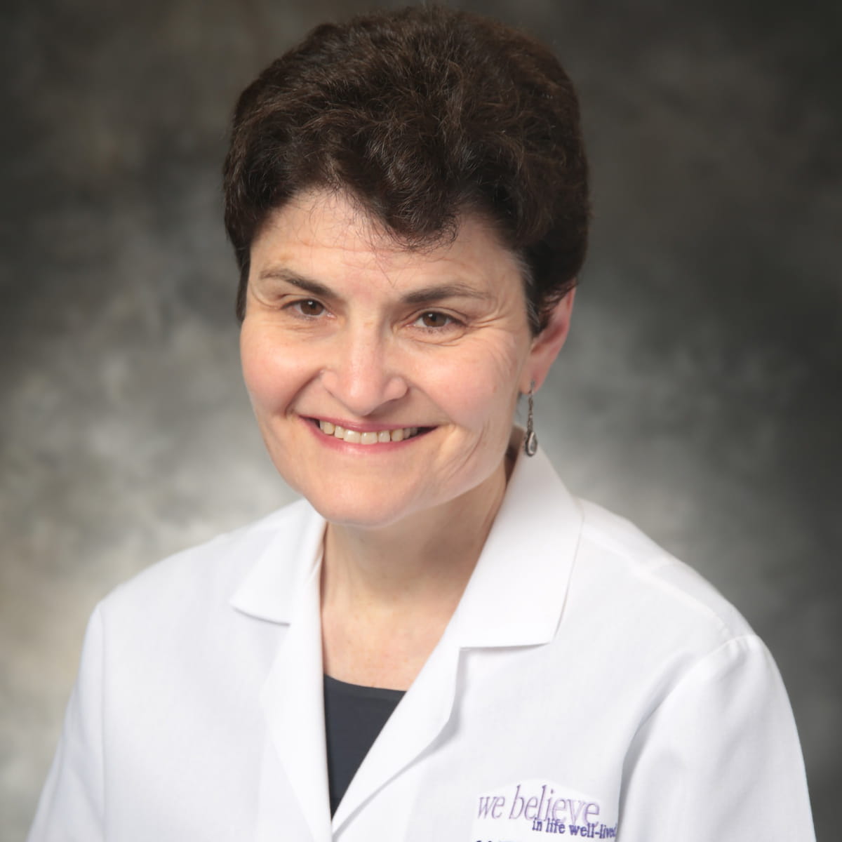 A friendly headshot of Nomi Traub, MD