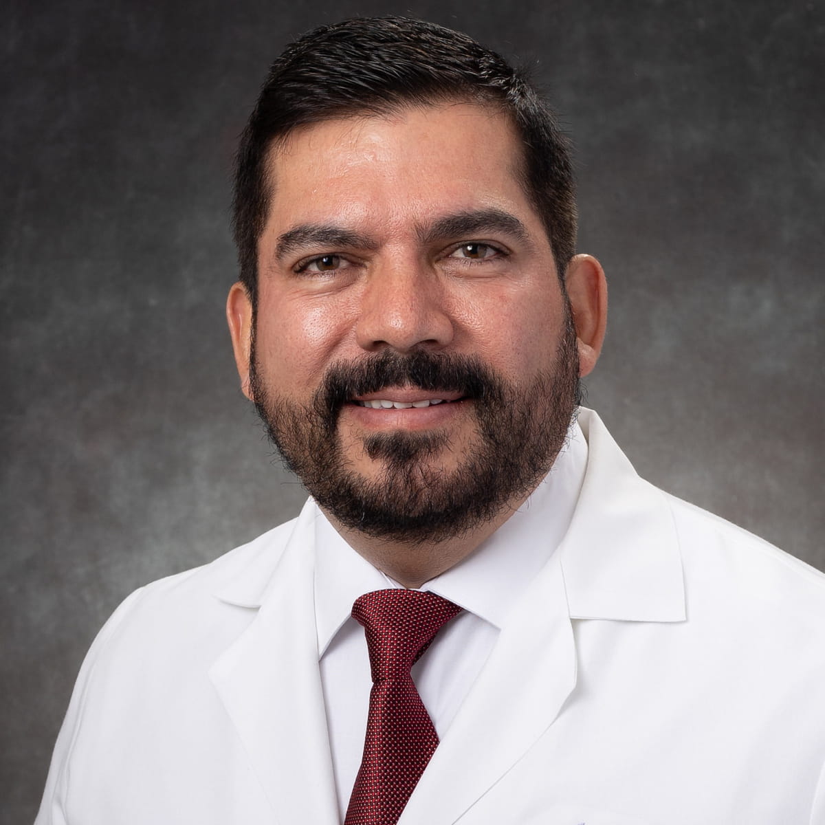 A friendly headshot of Ricardo Duran, MD