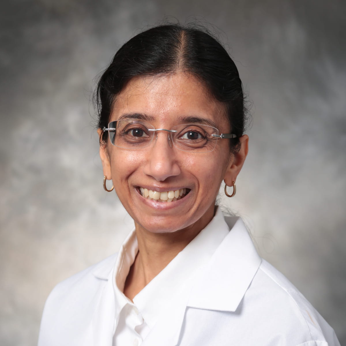 A friendly image of Vidya Soundarajan, MD