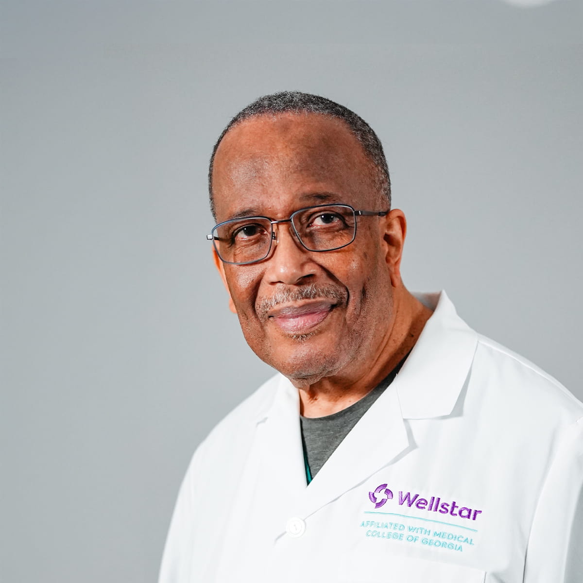 A friendly image of physician