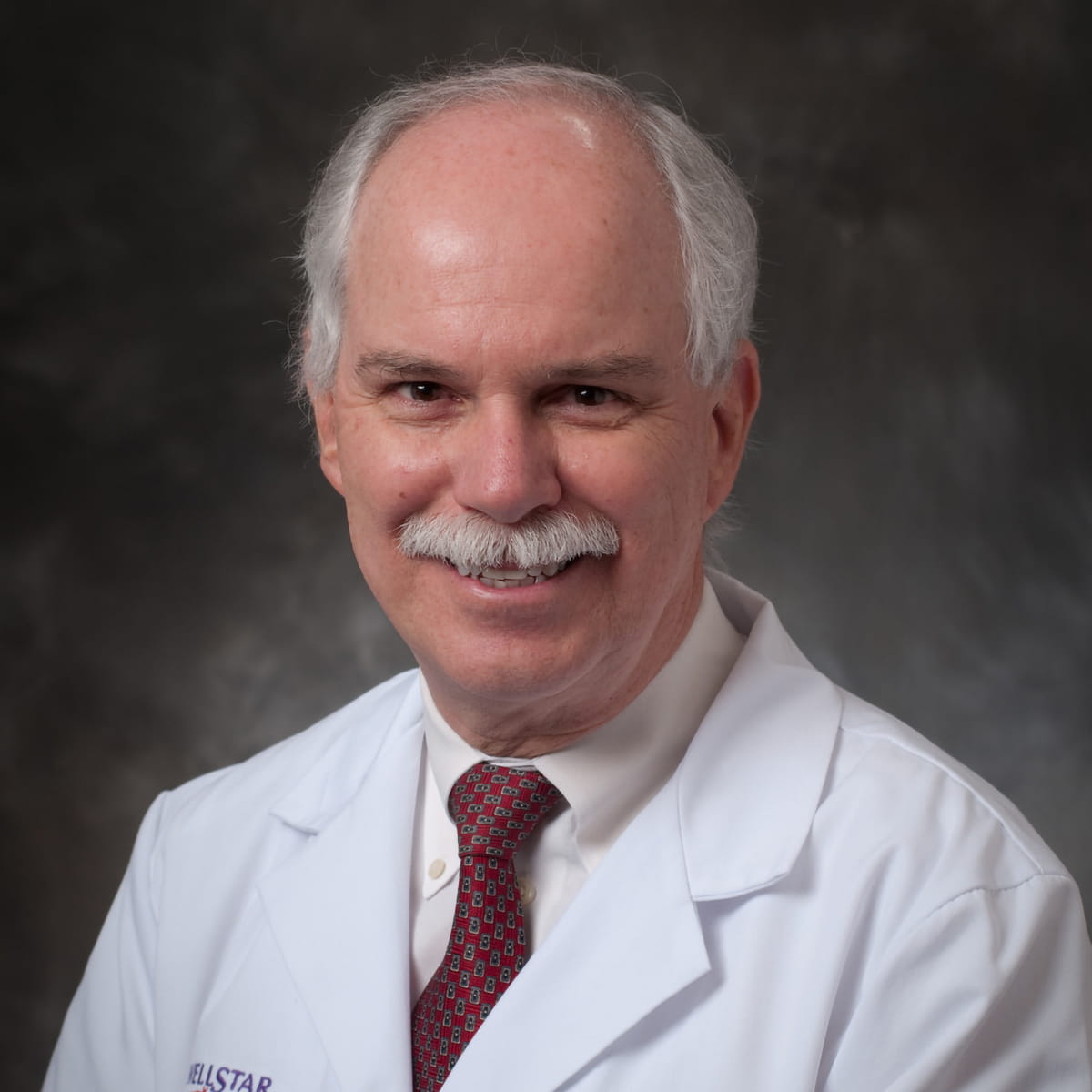 A friendly headshot of Wesley Bray, MD