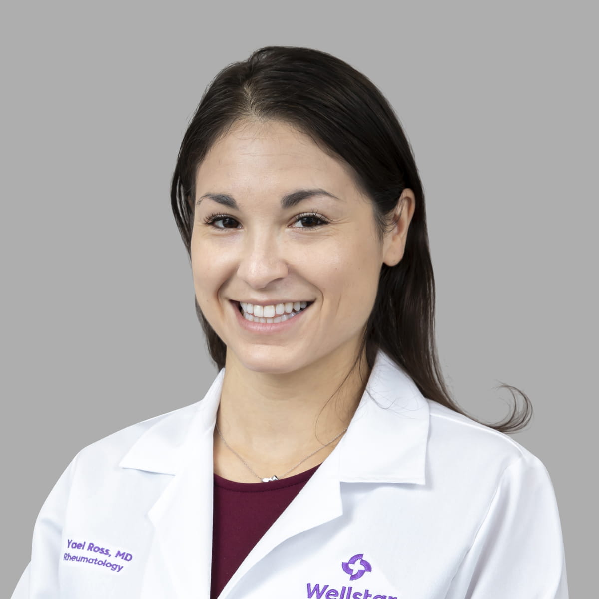 A friendly image of Yael Ross MD