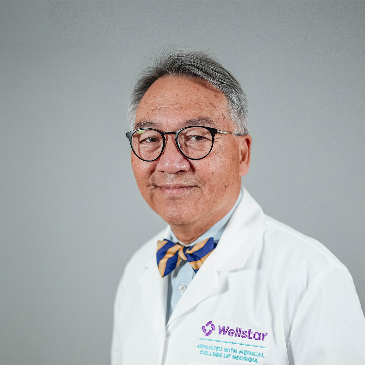 A friendly image of physician